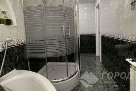 Продам 3-х кімнатну квартиру, Рогань, Код: 810344/1