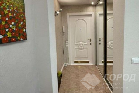 Продам 3-х кімнатну квартиру, Рогань, Код: 810344/1