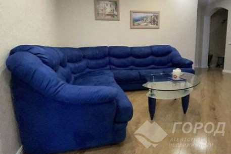 Продам 3-х кімнатну квартиру, Рогань, Код: 810344/1