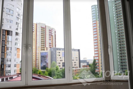 Продам 3-х кімнатну квартиру, Павлово поле, 23 Августа метро, Код: 810352/2