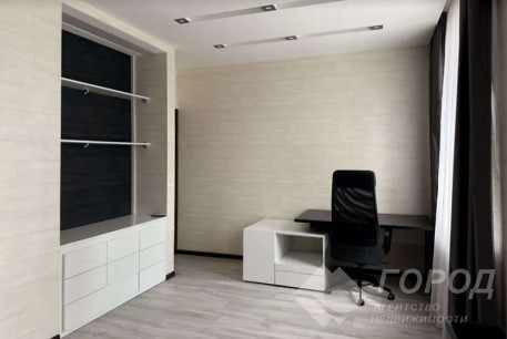 Продам 3-х кімнатну квартиру, Павлово поле, 23 Августа метро, Код: 810352/2