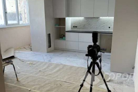 Продам 3-х кімнатну квартиру, Гагарина проспект, Метростроителей метро, Код: 810353/1