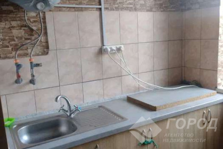 Продам гостинку, Центр, Исторический Музей метро, Код: 810355/1