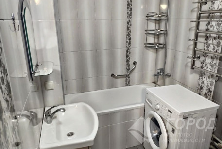 Сдам 3-х кімнатну квартиру, Новые дома, Маршала Жукова метро (Дворец спорта), Код: 810360/1