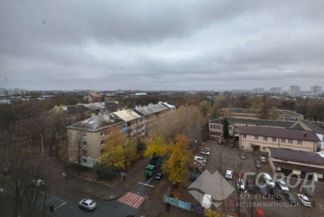 Продам 2-х кімнатну квартиру в новобудові, ХТЗ, ХТЗ метро, Код: 810406/1
