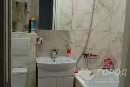 Сдам гостинку, ХТЗ, Пролетарская метро (Индустриальная), Код: 810496/1