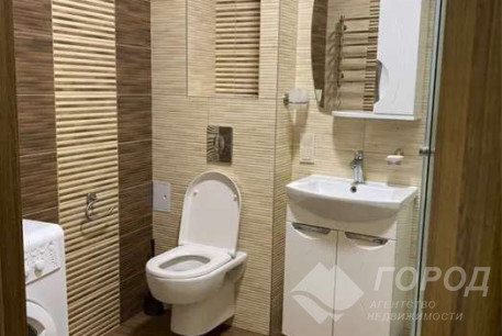 Сдам 2-х кімнатну квартиру, Центр, Код: 810497/1