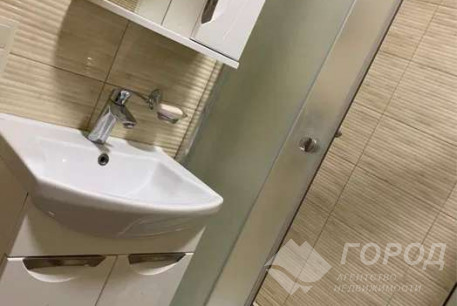 Сдам 2-х кімнатну квартиру, Центр, Код: 810497/1