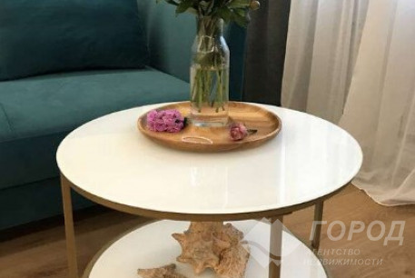 Продам 2-х кімнатну квартиру, Центр, Код: 810500/1