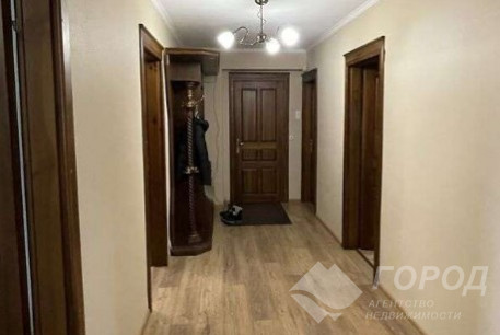 Продам 3-х кімнатну квартиру, Гагарина проспект, Проспект Гагарина метро, Код: 810513/1