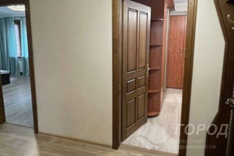 Продам 3-х кімнатну квартиру, Гагарина проспект, Проспект Гагарина метро, Код: 810513/1