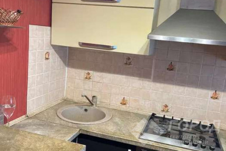 Сдам 2-х кімнатну квартиру, ХТЗ, ХТЗ метро, Код: 810557/1