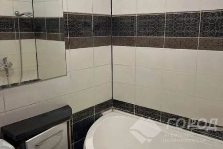 Сдам 2-х кімнатну квартиру, ХТЗ, ХТЗ метро, Код: 810557/1