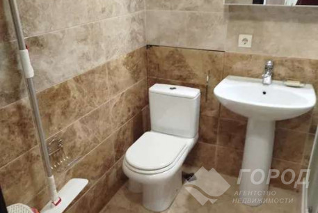 Сдам 1-кімнатну квартиру, Центр, Код: 810594/2