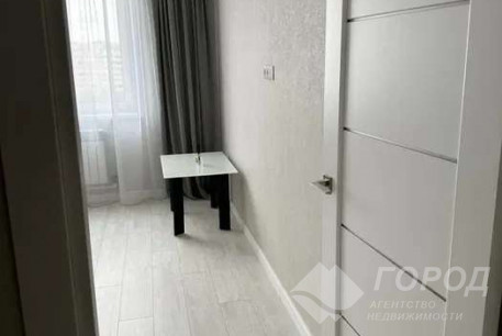 Продам 3-х кімнатну квартиру, Рогань, Код: 810601/2