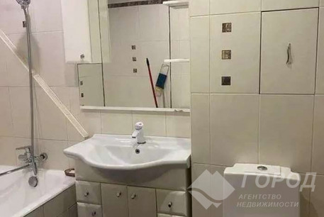 Продам 2-х кімнатну квартиру, ХТЗ, Код: 810718/3