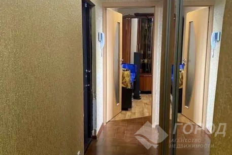 Продам 2-х кімнатну квартиру, ХТЗ, Код: 810718/3