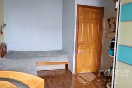 Продам 3-х кімнатну квартиру, Гагарина проспект, Защитников Украины метро (Площадь Восстания), Код: 810726/3