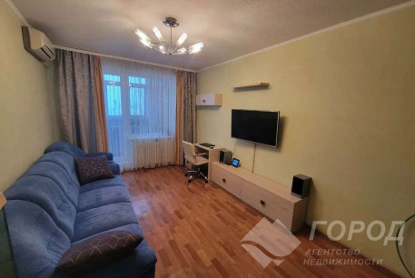 Продам 3-х кімнатну квартиру, Гагарина проспект, Защитников Украины метро (Площадь Восстания), Код: 810726/3