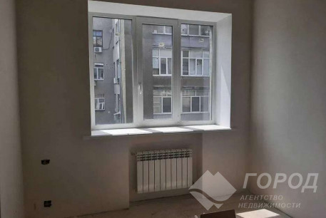 Продам 3-х кімнатну квартиру, Центр, Архитектора Бекетова метро, Код: 810727/1