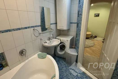 Продам 3-х кімнатну квартиру, Жуковского, Код: 810757/1