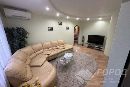 Продам 3-х кімнатну квартиру, Жуковского, Код: 810757/1