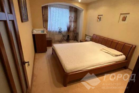 Продам 3-х кімнатну квартиру, Жуковского, Код: 810757/1