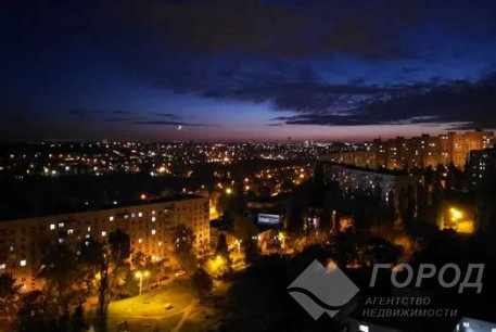 Продам 4-х кімнатну квартиру, Салтовка, Код: 810775/2