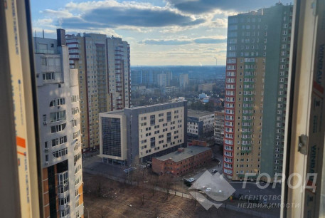Продам 2-х кімнатну квартиру в новобудові, Павлово поле, Код: 810786/1