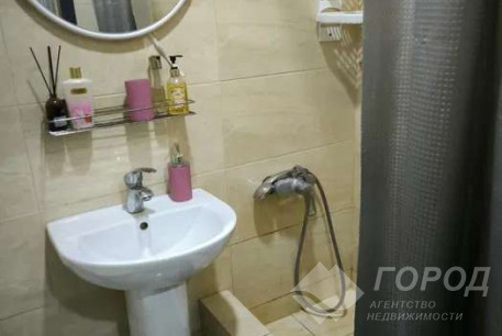 Сдам гостинку, Центр, Университет метро, Код: 810797/1