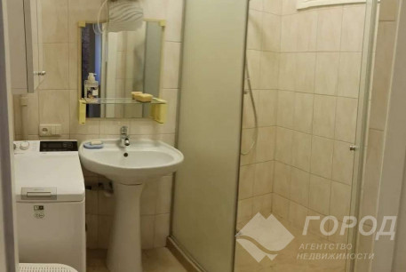 Сдам 2-х кімнатну квартиру, Центр, Код: 810822/1