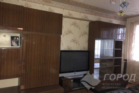 Сдам 4-х кімнатну квартиру, ХТЗ, Пролетарская метро (Индустриальная), Код: 810841/1