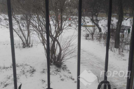 Продам 2-х кімнатну квартиру, Алексеевка, Код: 810898/1