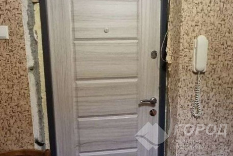 Продам 2-х кімнатну квартиру, Рогань, Код: 810937/1