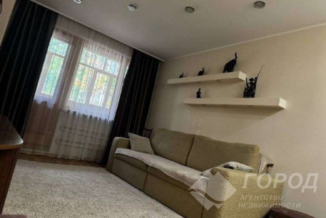 Продам 3-х кімнатну квартиру, Одесская, Код: 811012/1