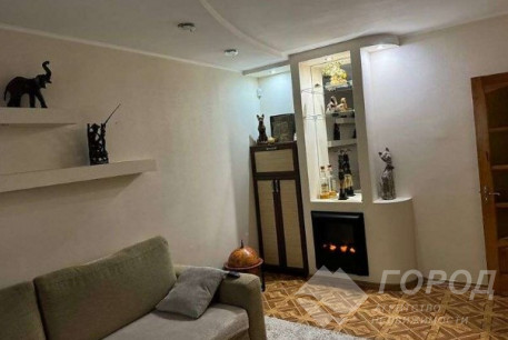 Продам 3-х кімнатну квартиру, Одесская, Код: 811012/1