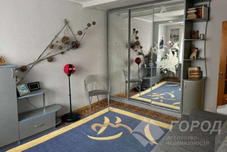 Продам 3-х кімнатну квартиру, Одесская, Код: 811012/1