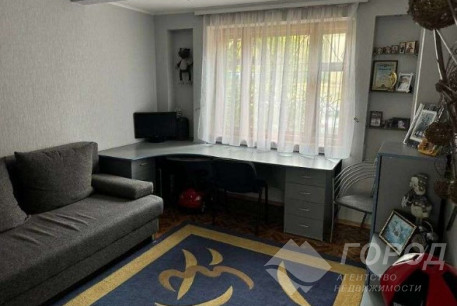 Продам 3-х кімнатну квартиру, Одесская, Код: 811012/1