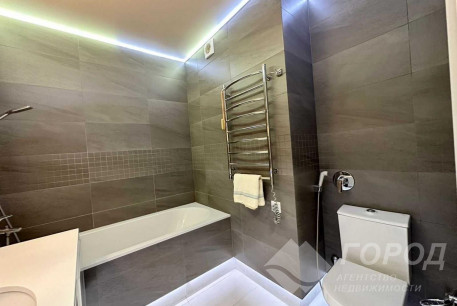 Продам 3-х кімнатну квартиру в новобудові, Салтовка, ТРК Украина, Код: 811027/1