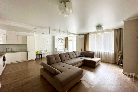 Продам 3-х кімнатну квартиру в новобудові, Салтовка, ТРК Украина, Код: 811027/1