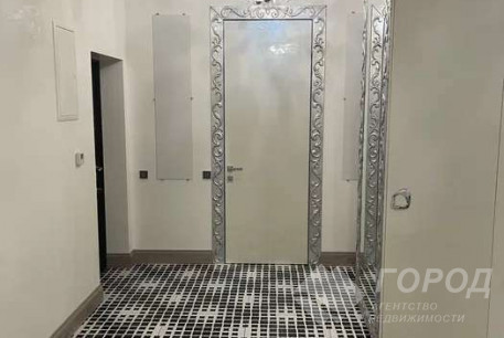 Продам 2-х кімнатну квартиру в новобудові, Сосновая Горка, Код: 811083/1