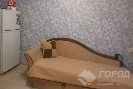 Продам 1-кімнатну квартиру, Рогань, Код: 811155/1