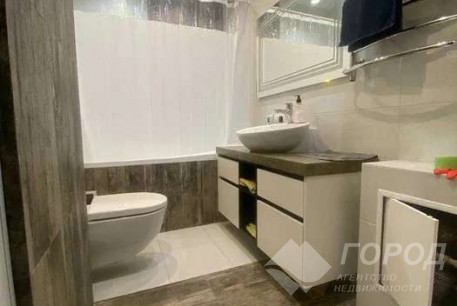 Продам 2-х кімнатну квартиру, Алексеевка, Код: 811169/1