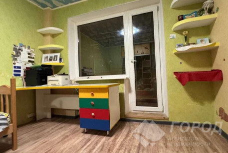 Продам 3-х кімнатну квартиру, Песочин, Мобиль, Код: 811183/1