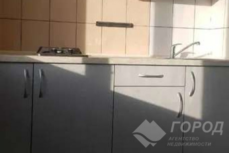 Сдам гостинку, Новые дома, Армейская метро (Советской Армии), Код: 811188/1