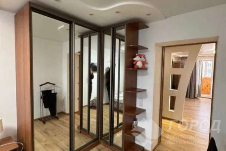 Продам 4-х кімнатну квартиру, Павлово поле, Код: 811235/1