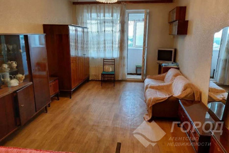 Сдам 1-кімнатну квартиру, Рогань, Код: 811262/1