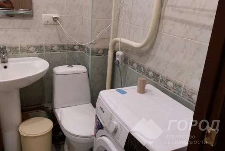 Сдам 1-кімнатну квартиру, Рогань, Код: 811262/1