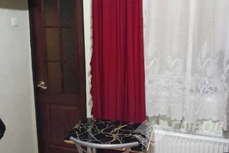 Продам гостинку, Центральный рынок, Южный вокзал метро, Код: 811282/1