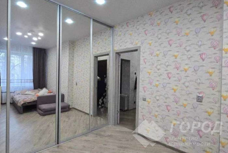 Продам 2-х кімнатну квартиру, Центр, Университет метро, Код: 811294/1